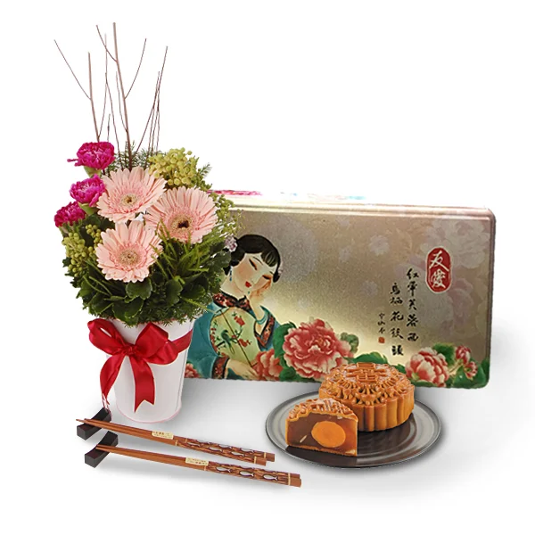 Sweet Reverie mooncake and Gerbera flower gift featuring Yu Ai Halal mooncakes by Giftlab Malaysia
