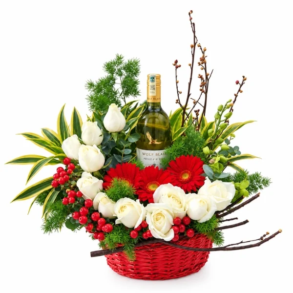 Grand Estates Wolf Blass wine and roses flower gift basket